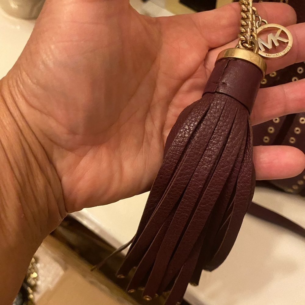 Michael KORS BROOKLYN LEATHER  HOBO BAG. SEE OTHER LISTING FOR MATCHING WALLET - Picture 3 of 11